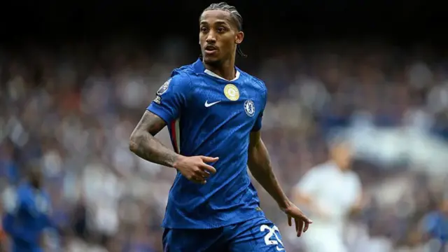 Joao Pedro Dituding Salah Ambil Langkah Usai Gabung Chelsea