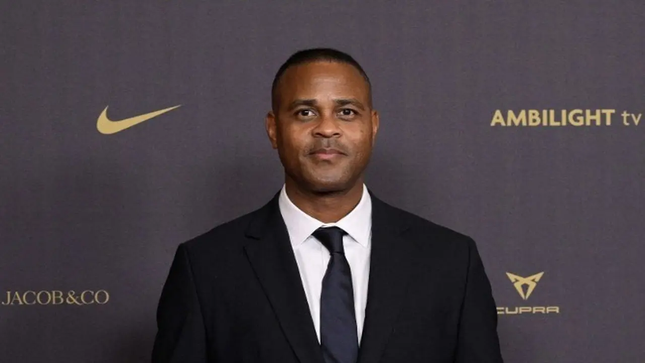 Kluivert Dipecat Media Belanda Sebut Ekspektasi Indonesia Terlalu Tinggi