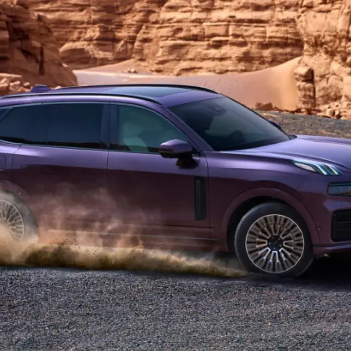SUV Hybrid Lynk & Co 09 MHEV Edisi 2026 Hadir dengan Desain Baru dan Fitur Mewah