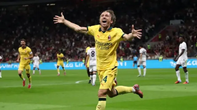 Massimo Ambrosini Bandingkan Luka Modric Dengan Legenda Ac Milan Paolo Maldini