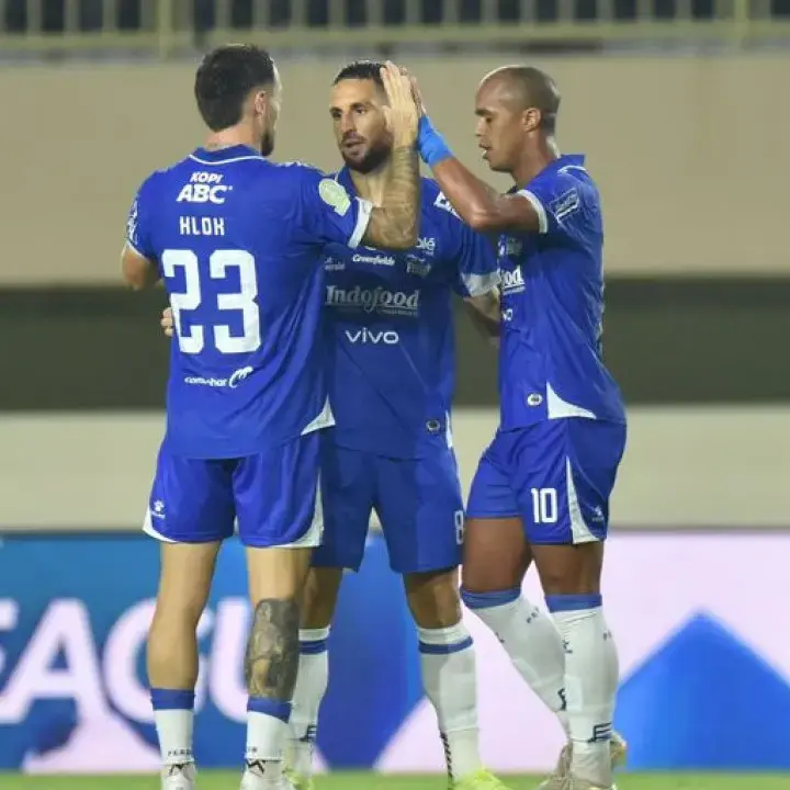 Duo Bomber Persib Jadi Pahlawan, Jadi Aktor Utama di Balik Kemenangan 2-0 Atas Persis