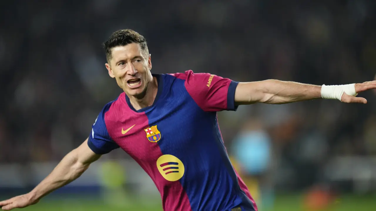 Ronaldo Dorong Al Nassr Rekrut Lewandowski Menjelang 2026