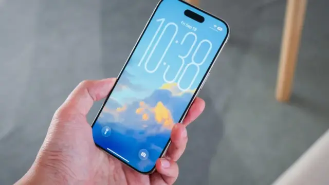 Search Bar Iphone Di Ios 26 Kini Di Bawah Bisakah Dipindah Ke Atas