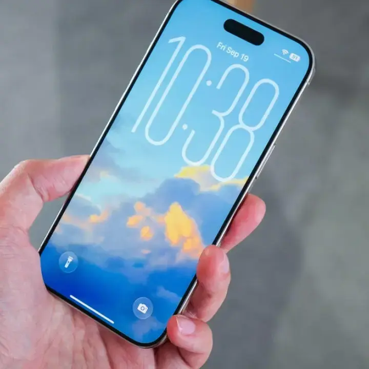 Search Bar iPhone di iOS 26 Kini di Bawah, Bisakah Dipindah ke Atas?