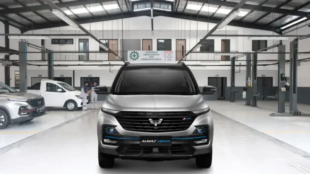 Tiongkok Perketat Syarat Mobil Hybrid Wajib Tempuh 100 Km Pakai Listrik Mulai 2026