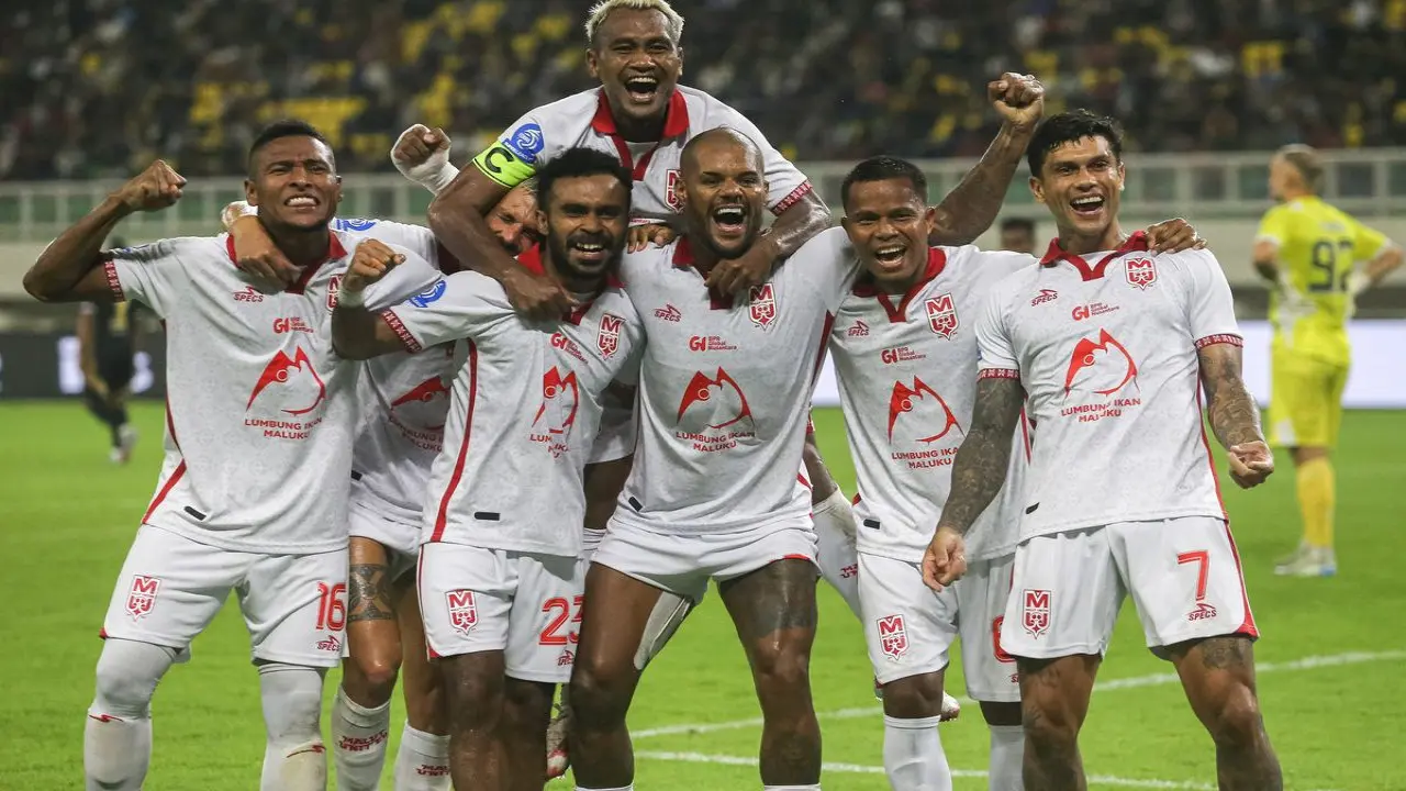 Tyronne Del Pino Bawa Malut United Tundukkan Persis Solo 3 1