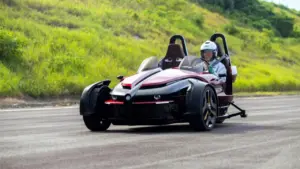 Yamaha Tricera, Motor Listrik Tiga Roda Futuristik yang Bisa Belok Bersamaan!