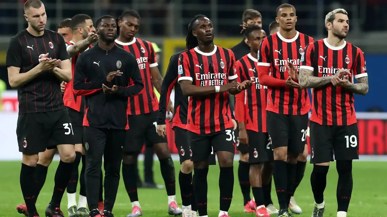 AC Milan dan AS Roma Masih Lemah di Lini Depan, Tapi Tetap Jadi Kandidat Scudetto