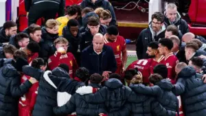 Arne Slot Akui Tanggung Jawab Atas Penurunan Performa Liverpool yang Membuat Musim Ini Sulit