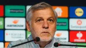 Bruno Genesio Yakin Lille Masih Punya Peluang Lolos ke Fase Gugur Liga Eropa 2025/2026