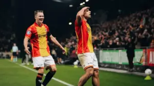 Hasil Eredivisie: Dean James Cetak Gol Penentu Kemenangan Go Ahead Eagles Atas Feyenoord