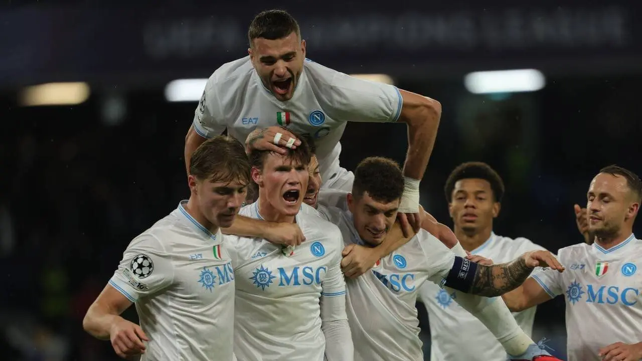 Hasil Liga Champions Napoli Menang 2 0 Atas Qarabag Di Stadio Diego Armando Maradona