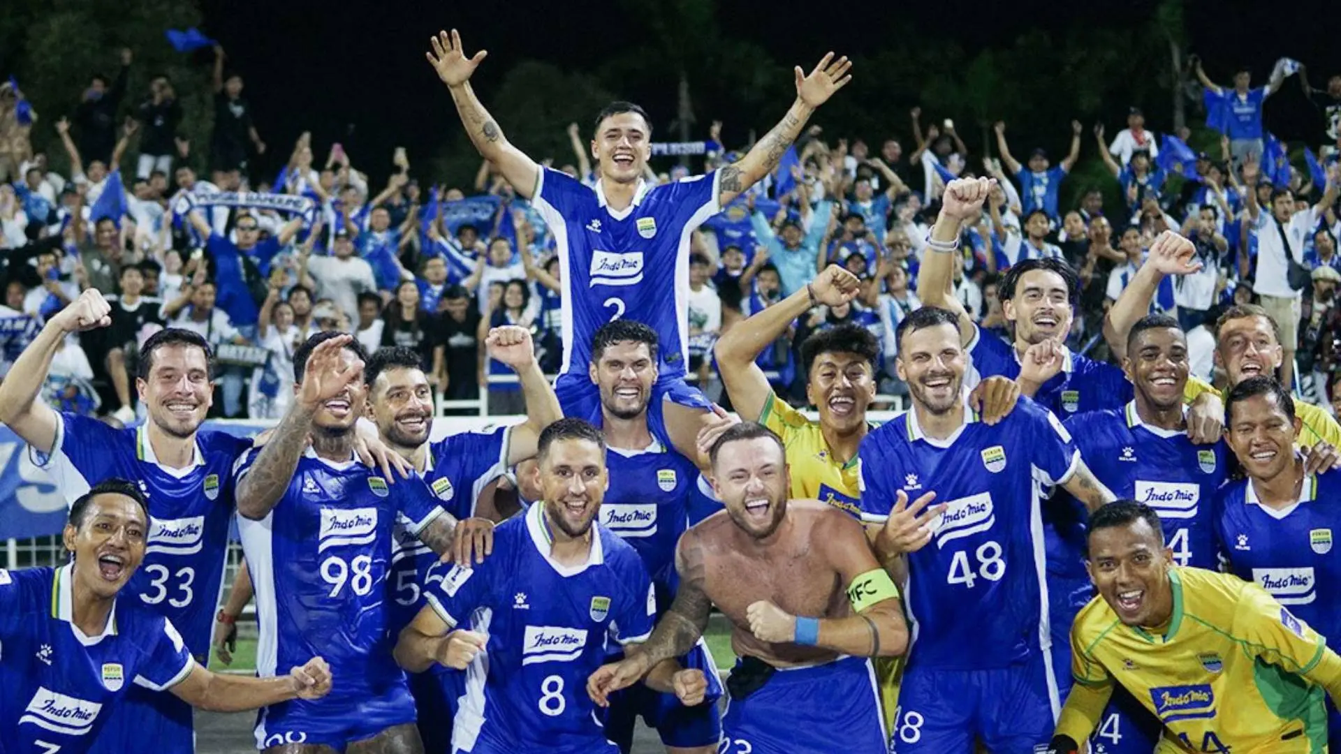 Striker Persib Kehabisan Kata-kata Lihat Aksi Bobotoh di Malaysia, Sampaikan Satu Pesan Menyentuh Ini