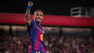 Raphinha Mulai Pulih, Barcelona Pilih Bersabar dan Tak Ambil Risiko