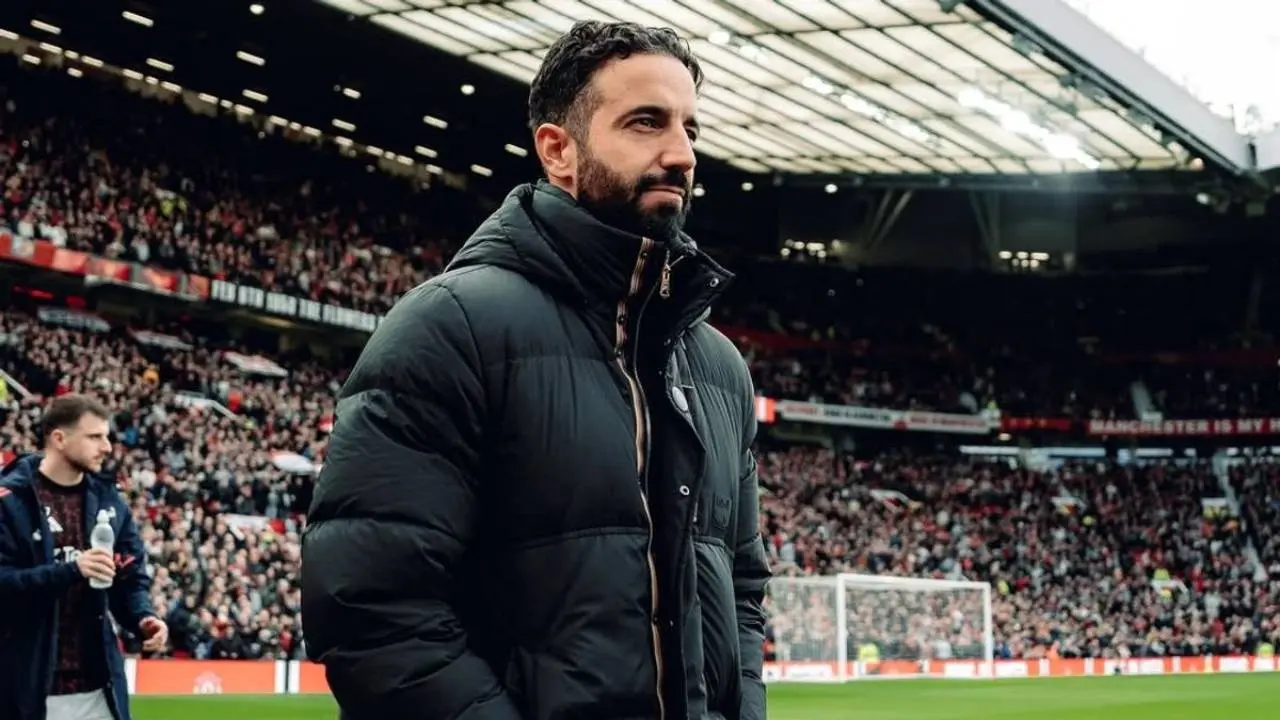 Ruben Amorim Akui Tekanan Berat Dan Tegaskan Manchester United Wajib Menang Di Setiap Pertandingan