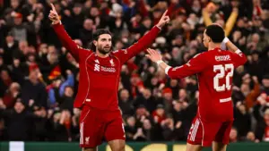 Steven Gerrard Sesalkan Krisis Liverpool Usai Dibantai PSV 1-4, Minta Arne Slot Lakukan Evaluasi