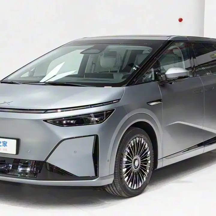 Bocoran Resmi XPeng X9 Ultra: MPV Listrik 7-Penumpang dengan AI Canggih & Jangkauan 740 Km