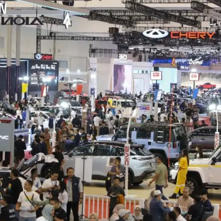 Deretan Mobil Baru di GJAW 2025: Veloz Hybrid World Premiere, Changan Debut, hingga Lepas L8 Meluncur