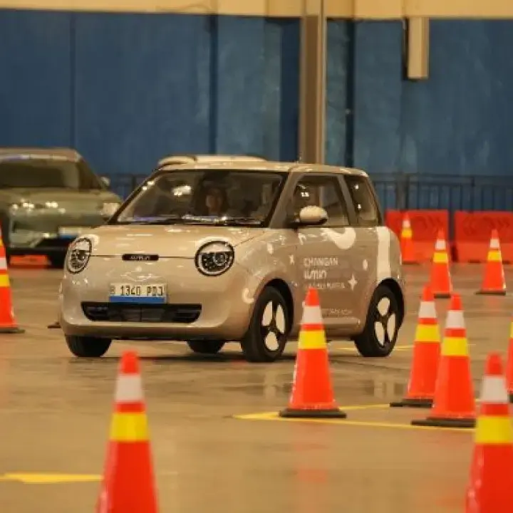 Deretan Mobil Listrik Terbaru dari Mercedes hingga BYD yang Dapat di-Test Drive di GJAW 2025