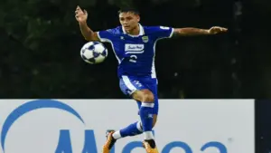 Duel Sengit Madura United vs Persib: Analisis Mendalam Rekor Pertemuan Kedua Tim