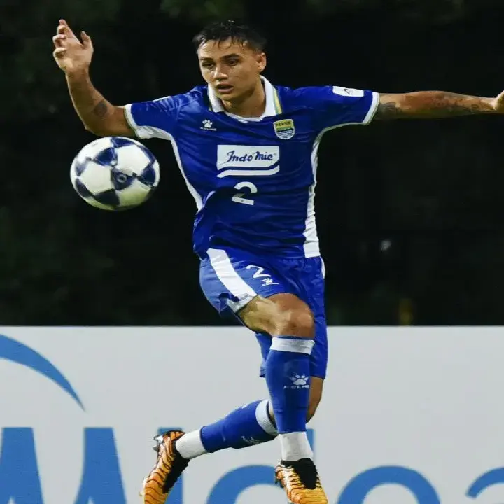 Duel Sengit Madura United vs Persib: Analisis Mendalam Rekor Pertemuan Kedua Tim