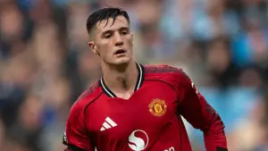 Gary Neville Kritik Performa Benjamin Sesko, Harus Cepat Berbenah di Manchester United