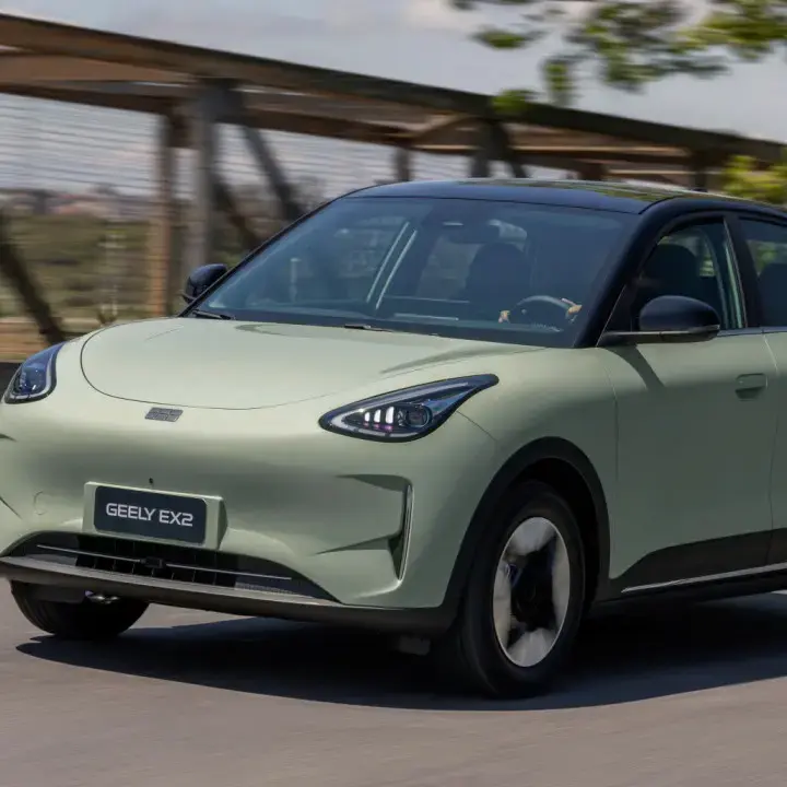 Geely EX2 Catat Lebih dari 700 Pesanan di GJAW 2025, Jadi Model Terlaris Geely