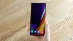 Layar AMOLED Dominasi Pasar Smartphone, Ini Keunggulan yang Bikin Gadget Lebih Canggih