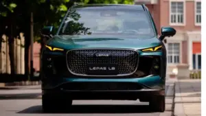 Lepas L8 Resmi Buka Pre-Booking di GJAW 2025, SUV Hybrid Premium Untuk Keluarga Muda Perkotaan