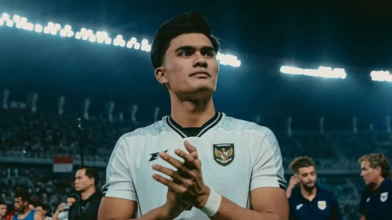 Persebaya Rombak Jelang Jendela Transfer Dua Pos Krusial Diincar Zijlstra Dan Ramadhan Sananta Jadi Target