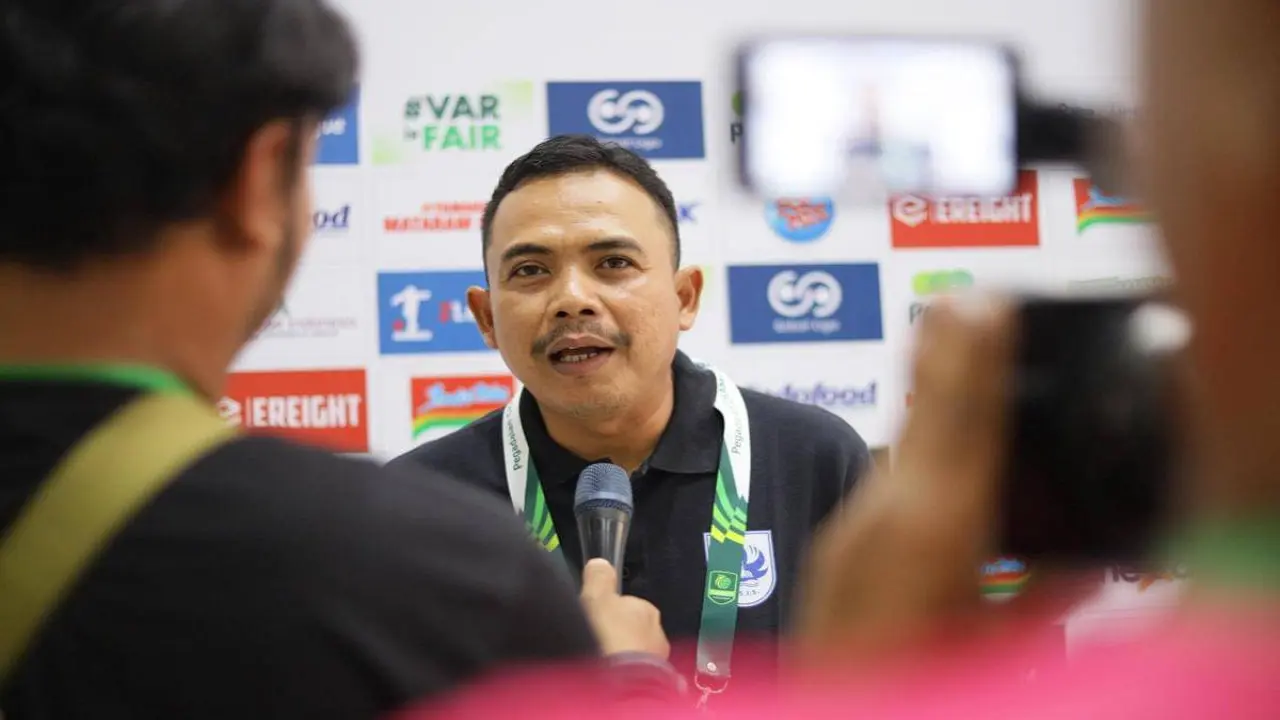 Psis Permanenkan Ega Raka Sebagai Pelatih Tugas Berat Menanti