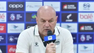Rekor 5 Clean Sheet Beruntun, Bojan Hodak Tunjuk ‘Satu Sosok’ Ini Sebagai Pahlawan Sebenarnya