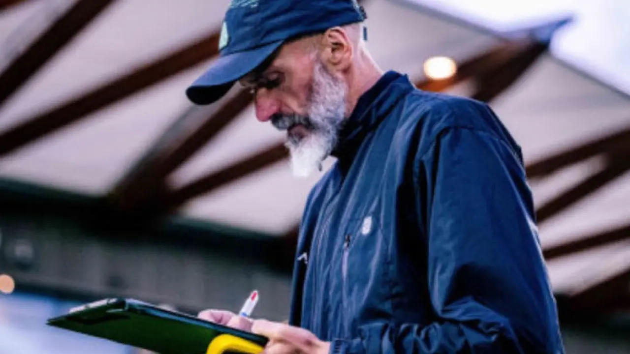 Siapa Yang Fit Dan Siapa Absen Eduardo Perez Buka Bukaan Soal Update Skuad Persebaya Jelang Lawan Persik