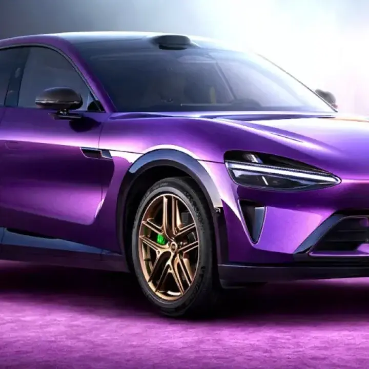 SUV Listrik Xiaomi YU7 Pecahkan Rekor Penjualan, Kalahkan Dominasi Tesla Model Y di China