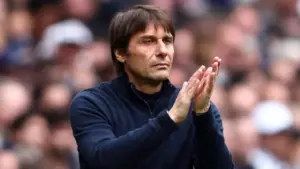 Antonio Conte Puji Mental Baja Napoli Setelah Kalahkan AS Roma di Tengah Krisis Cedera