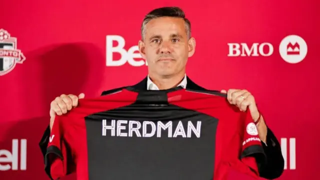 Bocoran_Ben_Steiner_John_Herdman_Latih_Timnas_Indonesia,_Gaji_Rp_670_Juta_Per_Bulan