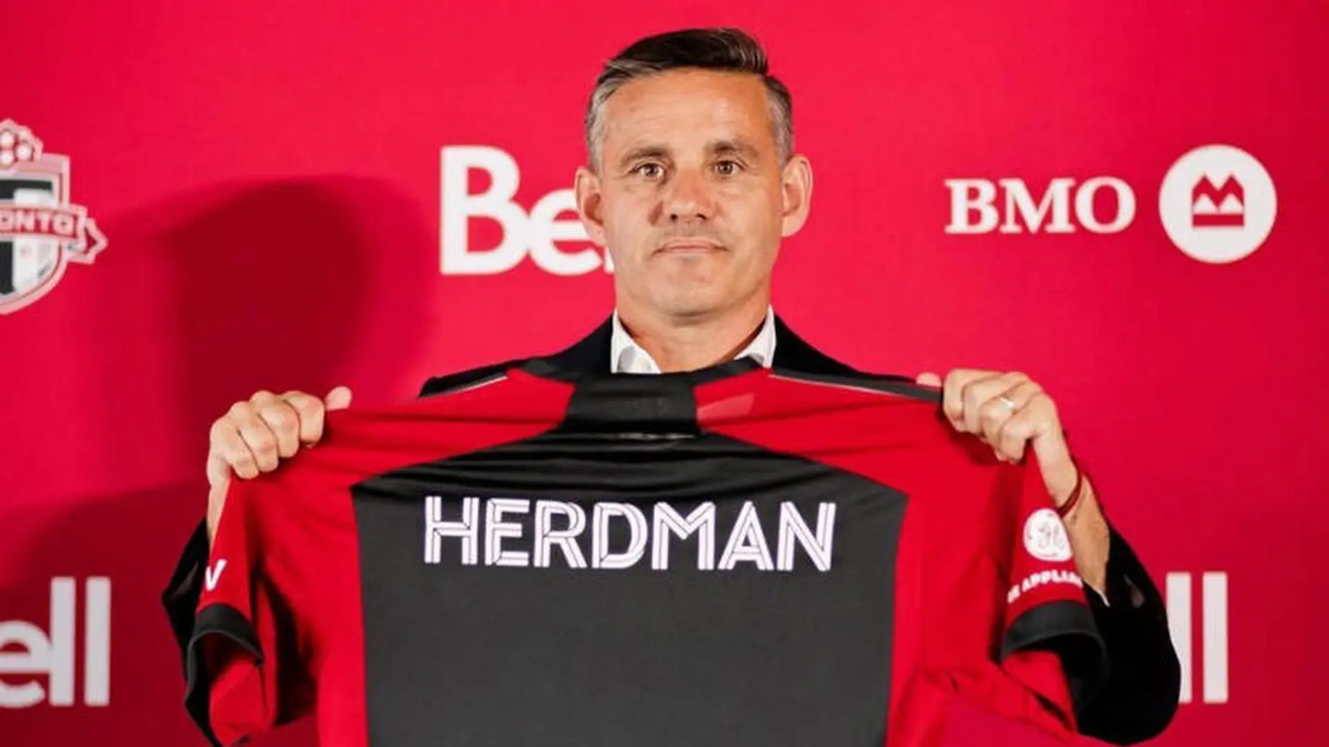 Bocoran_Ben_Steiner_John_Herdman_Latih_Timnas_Indonesia,_Gaji_Rp_670_Juta_Per_Bulan