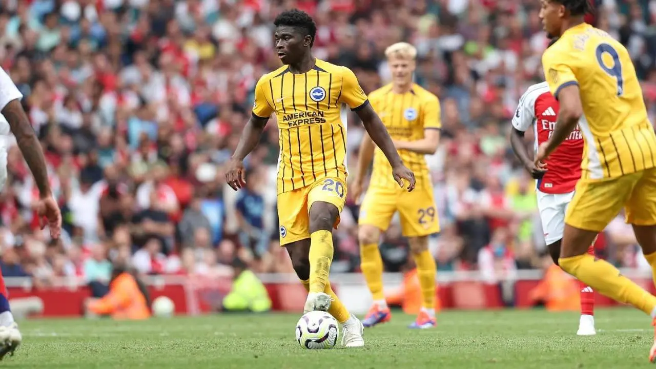 Brighton Siapkan Pengganti Carlos Baleba yang Diincar Manchester United, Lirik Lamare Bogarde