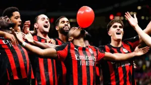AC Milan Bidik Striker Baru Jika Christopher Nkunku Pergi: Mateta dan Nunez Masuk Radar