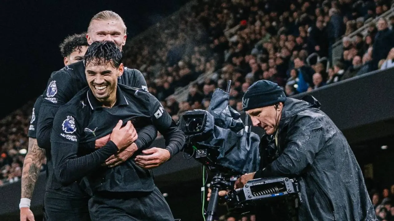 Drama Sembilan Gol, Manchester City Menang Dramatis 5-4 Atas Fulham di Liga Inggris