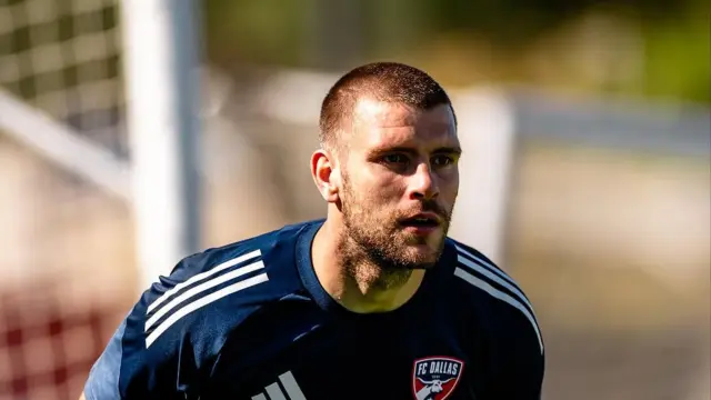 Maarten_Paes_dan_Joey_Pelupessy_Dikabarkan_Merapat_ke_Persib,_Sinyal_Ambisi_Asia