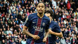 Manchester United Alihkan Target ke Bradley Barcola dari PSG Usai Gagal Rekrut Antoine Semenyo