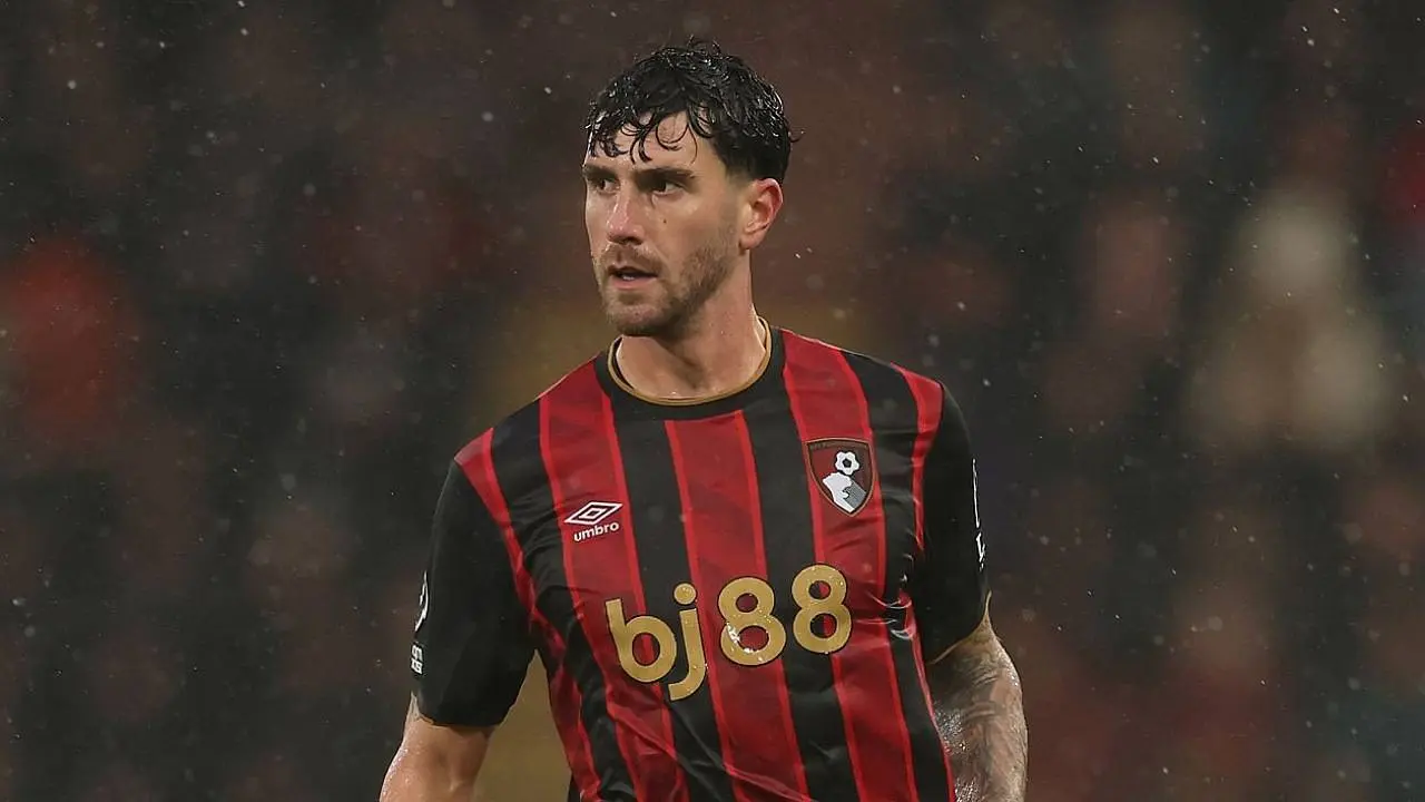 Marcos Senesi Buka Opsi Gabung Barcelona, Siap Hijrah pada Bursa Transfer Januari 2026