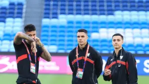 Mengintip Nilai Pasar Maarten Paes dan Joey Pelupessy yang Dirumorkan Akan Bela Persib
