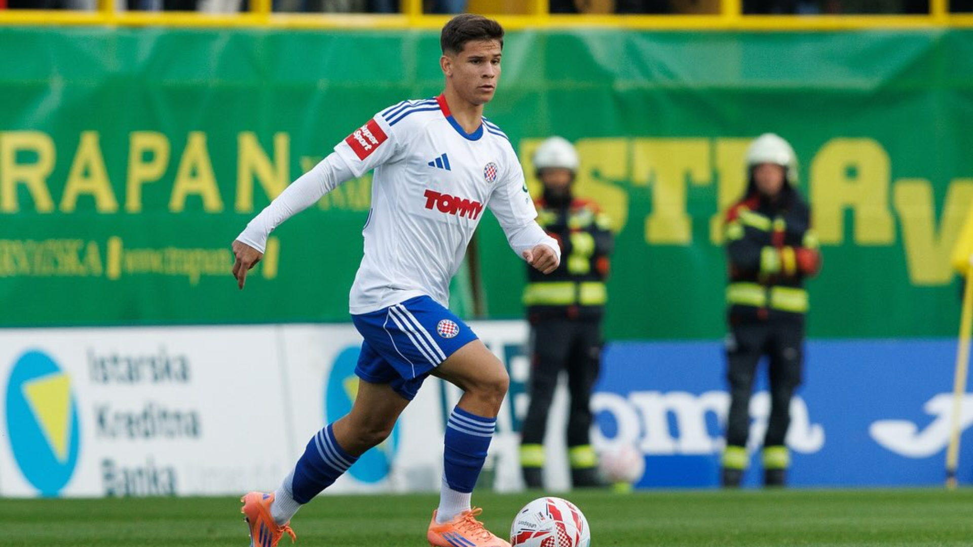 Meski Latihan dengan Persib, Luka Jordy Hodak Mustahil Gabung_