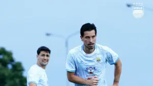 Persib Bandung Waspadai PSM Makassar dengan Nakhoda Baru Tomas Trucha