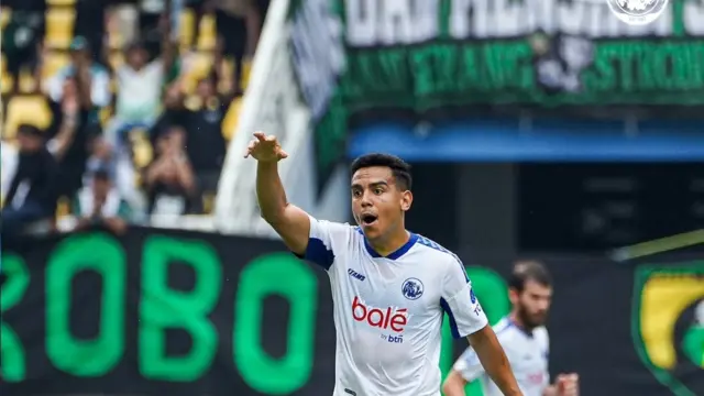 Prediksi_Susunan_Pemain_Arema_FC_vs_Persita_Singo_Edan_Terancam_Tanpa_Pemain_Kunci