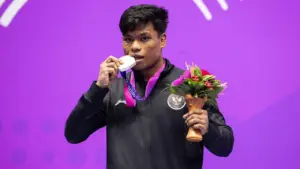 Samuel Marbun dan Tharisa Dea Antar Cabang Wushu Indonesia Raih 2 Emas di SEA Games 2025