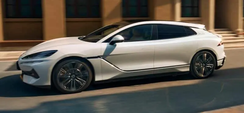 Denza Z9 GT Siap Guncang IIMS 2026, Mobil Listrik Premium 952 HP Tantang Dominasi EV Mewah Indonesia