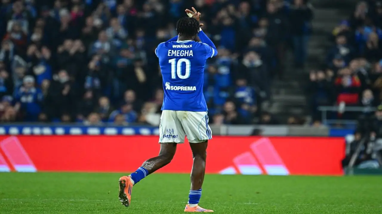 Strasbourg Sanksi Emanuel Emegha Akibat Komentar Kontroversial Menjelang Kepindahannya ke Chelsea